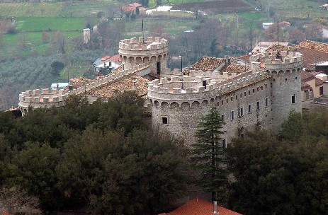 Scheda relativa al Castello di Monteroduni